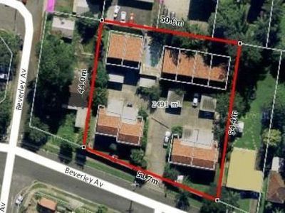 22 Beverley Avenue, Rochedale South