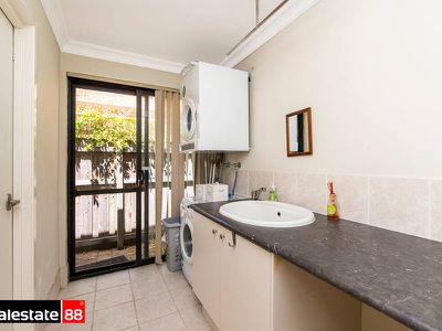 10 St Oswald Rise, Churchlands