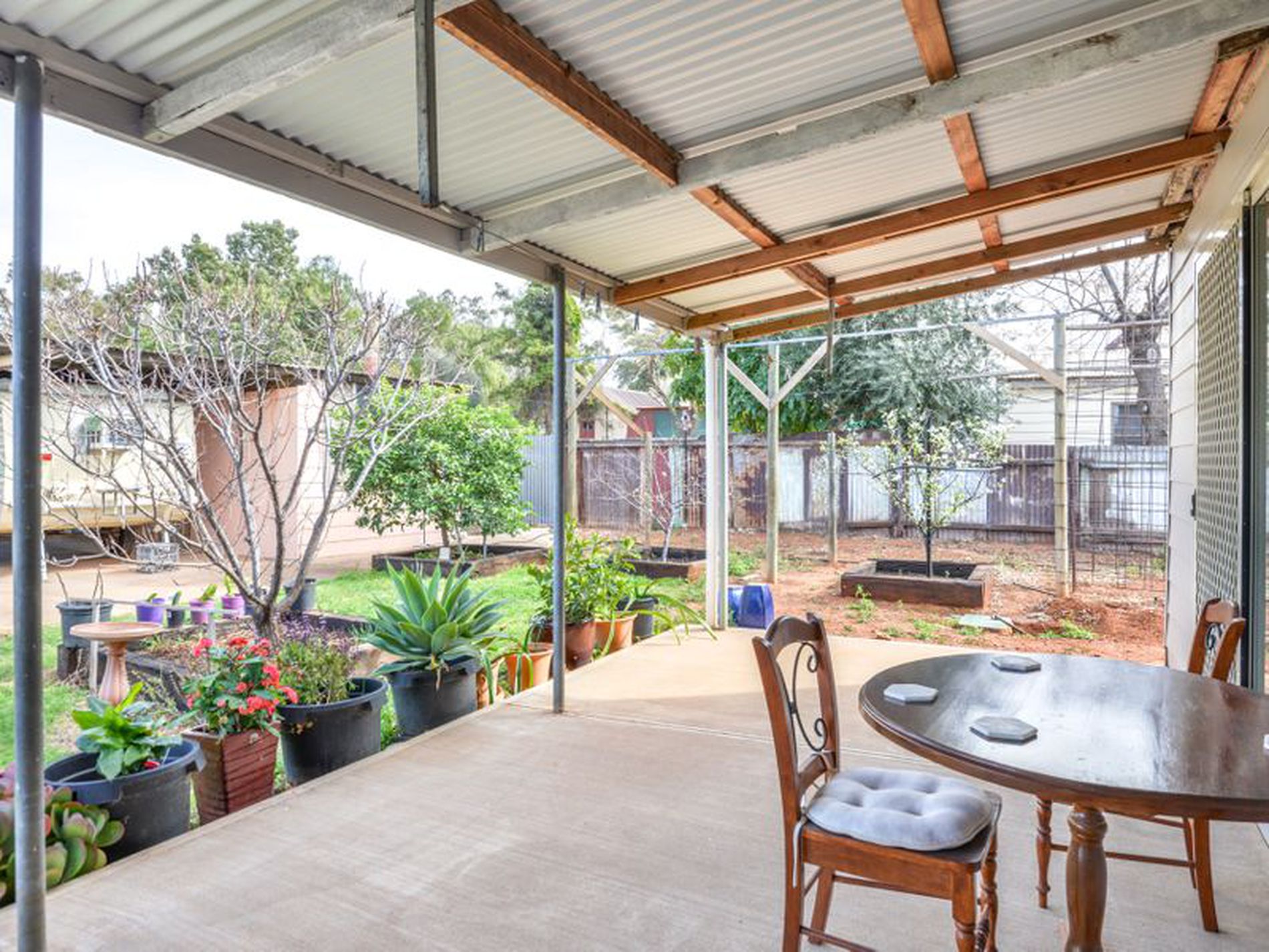 1 Broadarrow Road, Kalgoorlie