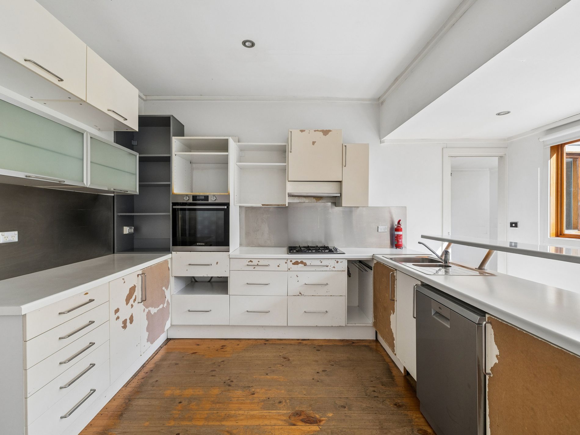 4 Canterbury Street, Yarraville