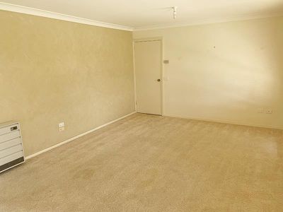 7 Patrick Close, Blayney