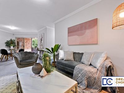2 / 5 Cowper Street, Parramatta