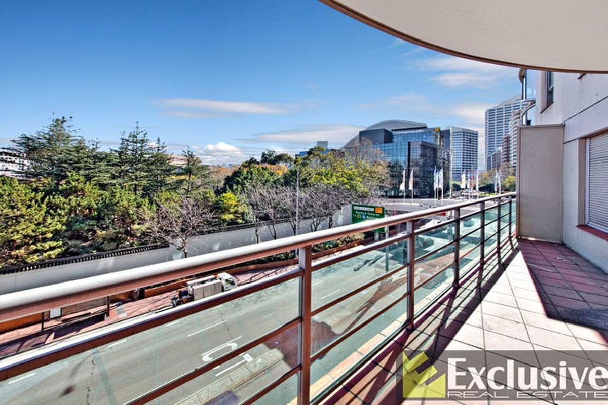 605 / 28 Harbour Street, Sydney