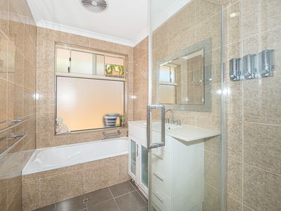 15 Frampton Crescent, Canning Vale