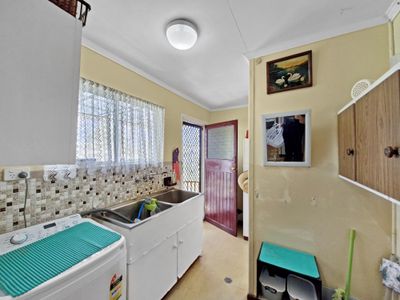 8 Maher Street, Atherton