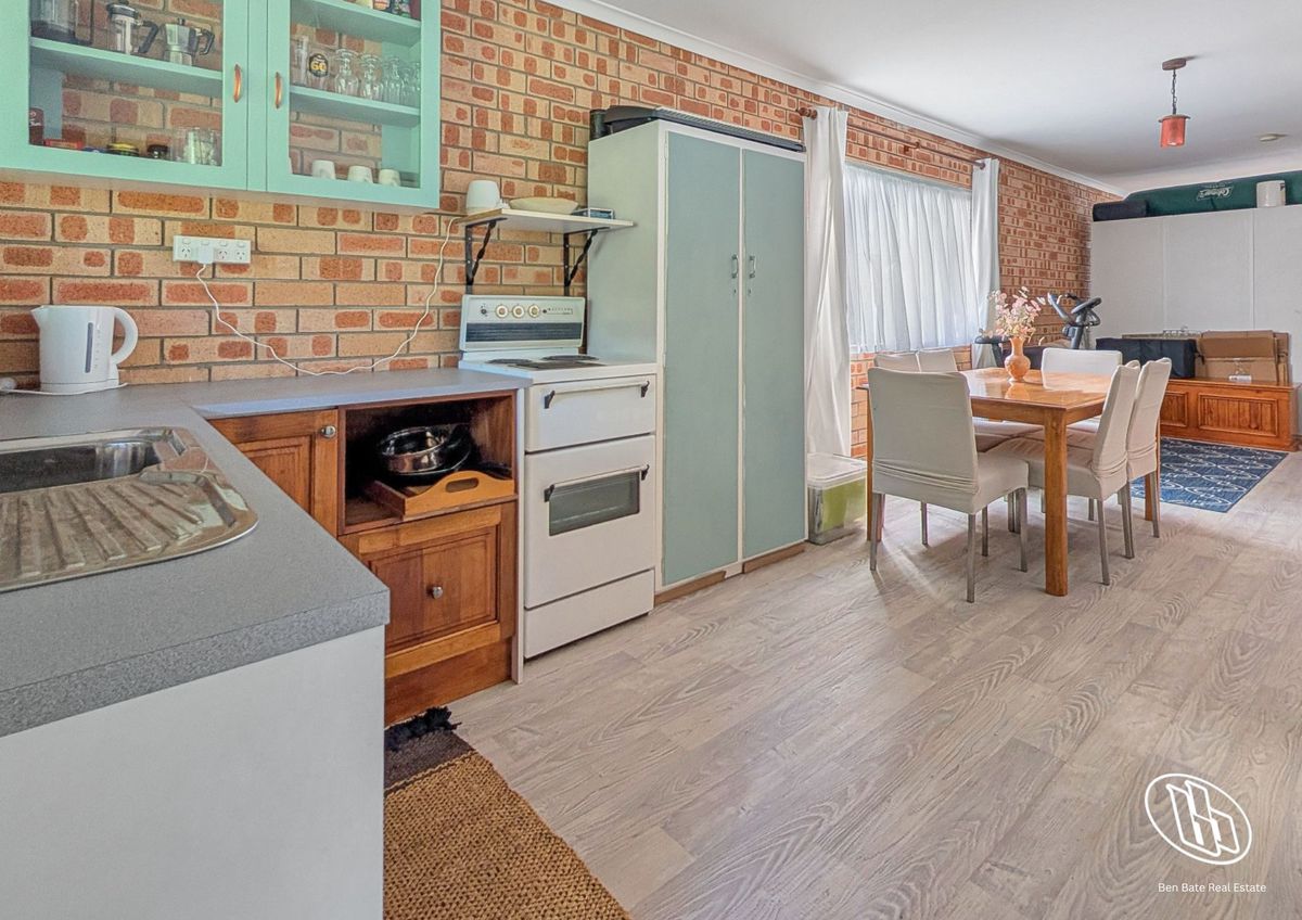 23 Thomson Parade, Dalmeny