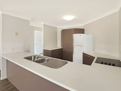 21 Pembroke Crescent, Sippy Downs