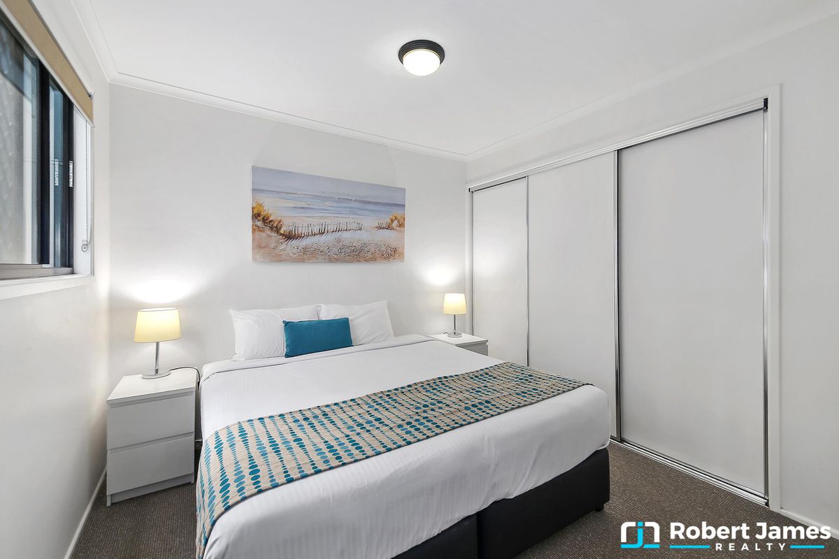 527 & 528 / 3 Hilton Tce, Tewantin