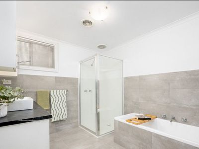 5 Lenne Street, Mooroopna