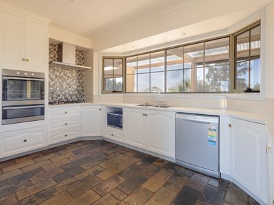380 Lake View Road, Koroit