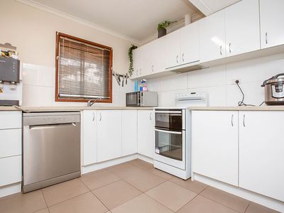 5 Delamere Place, South Hedland