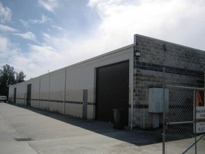 4/106b Industrial Road, Oak Flats