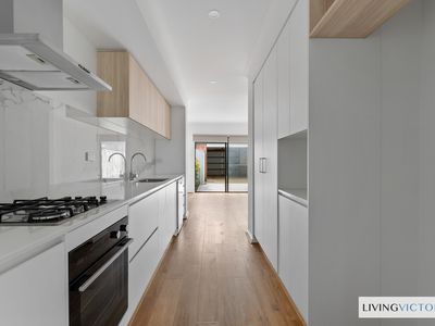 11 Crosby Walk, Werribee