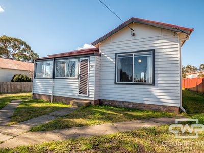 35 Prisk Street, Guyra