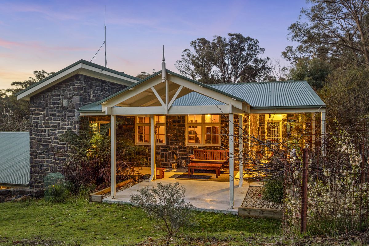 2101 Maintongoon Road, Woodfield