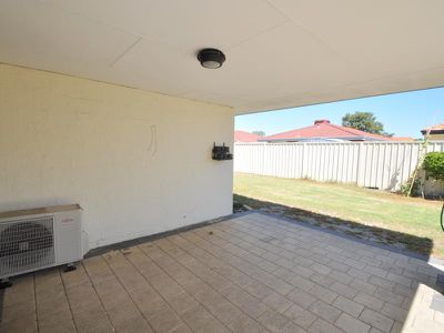 22 Mary Mackillop Glen, Queens Park