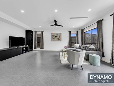 86 Brossard Road, Mickleham