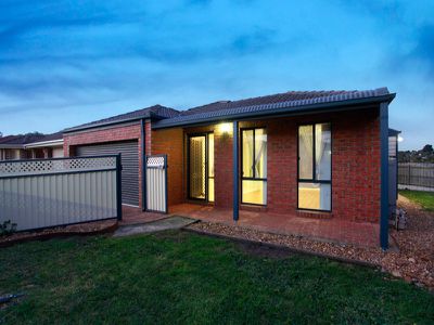 1 Viewside Way, Hampton Park
