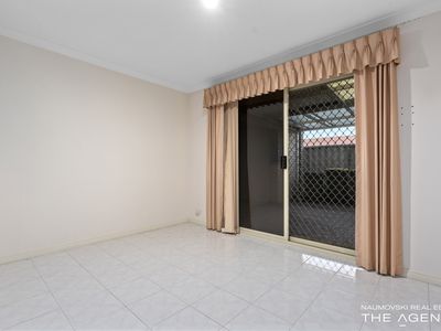 2 / 5 Barker Avenue, Balcatta