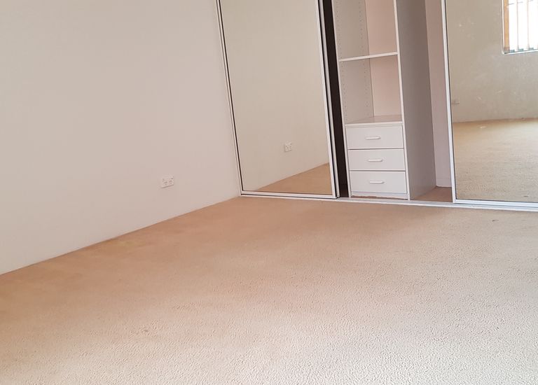15 / 11 Cahors Road, Padstow