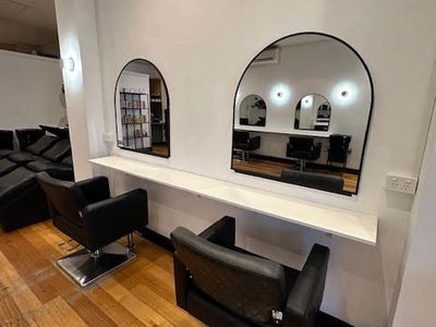 Hair Salon in Croydon Urgent sale