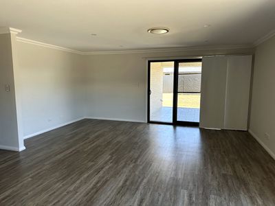 17 Bayou Crescent, Dubbo