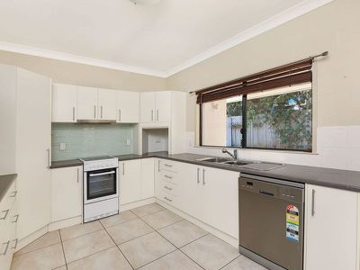 24 Poinciana Avenue, Mooloolaba