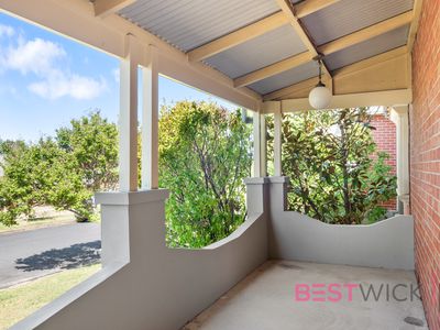 200 Bentinck Street, Bathurst