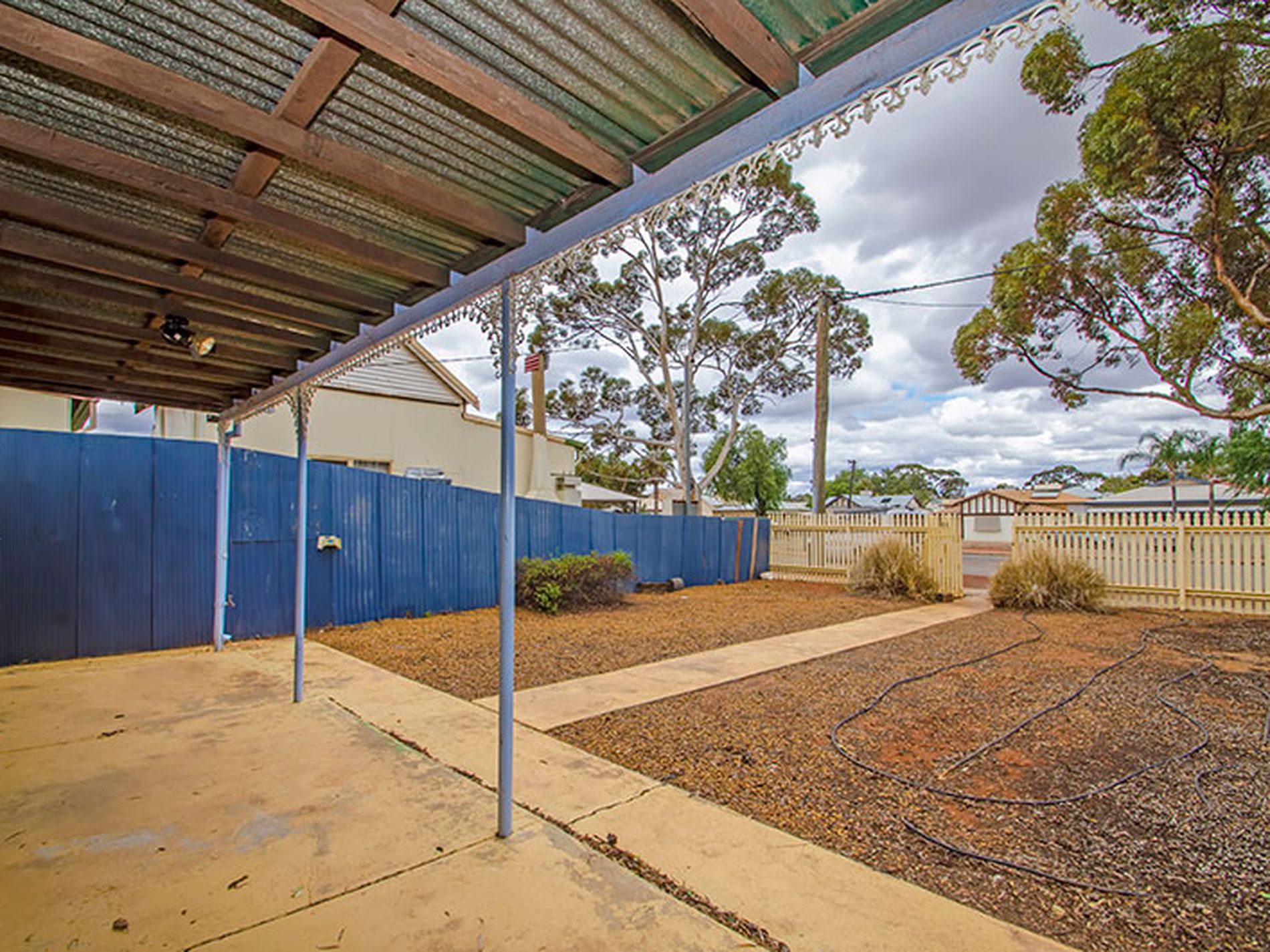 96 Varden Street, Piccadilly