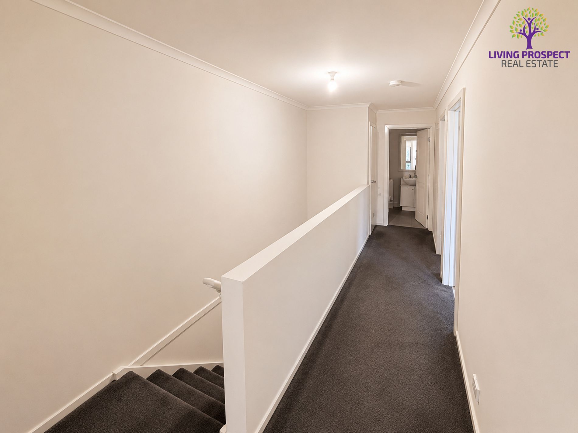 33 / 39 Astley Crescent, Point Cook