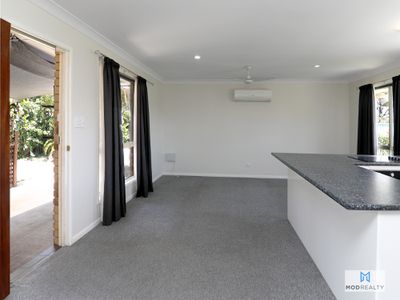 60 Selwyn Street, North Booval