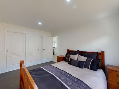 40 Keswick Parkway, Dubbo