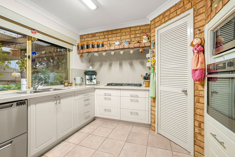 19 Conway Loop, Waikiki