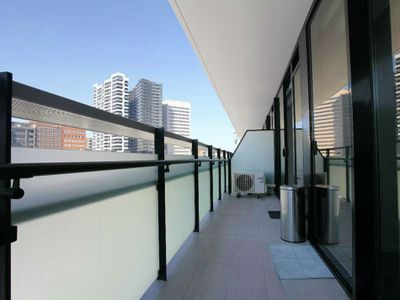 608 / 52 Park Street, South Melbourne