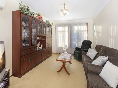 52 Devonshire Crescent, Oak Flats