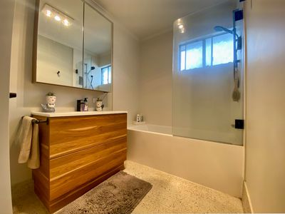 11 Albert Street, Churchill