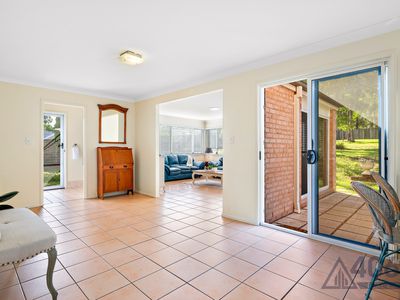 55 Makepeace Place, Bellbowrie