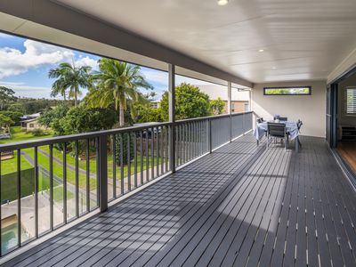 35 Ocean View Road, Arrawarra Headland