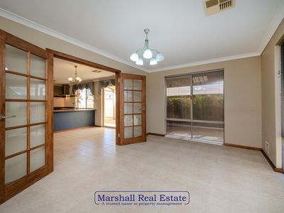 70 Harden Park Trail, Carramar
