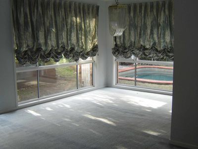 31 Taminga Crescent, Cordeaux Heights