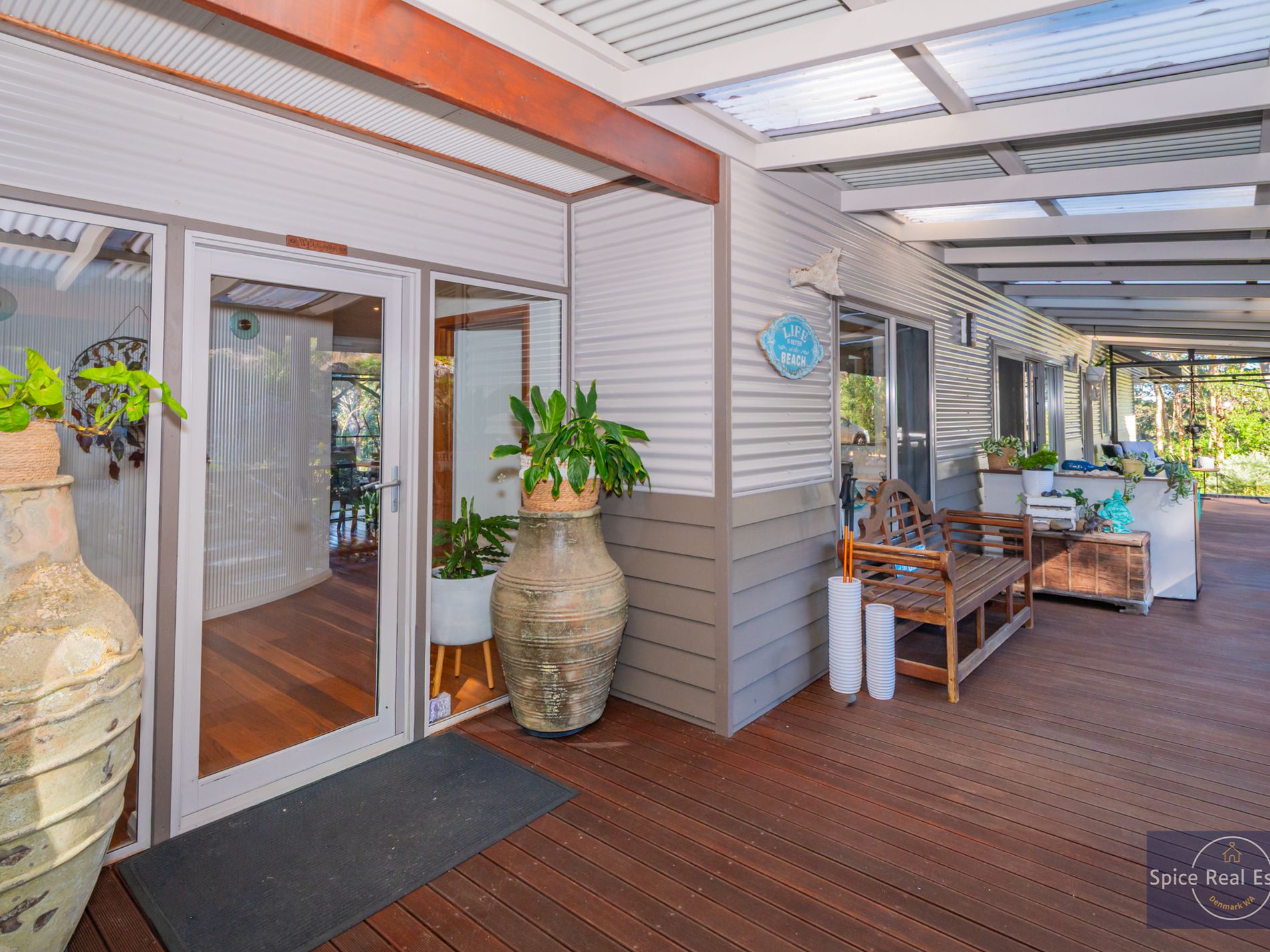 12 Pember Road East, Ocean Beach