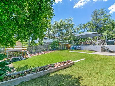 33 Pareena Crescent, Mansfield