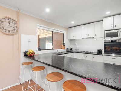 1 Rutherford Place, West Bathurst