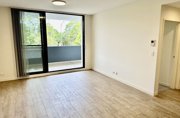 109 / 2 Good st, Westmead