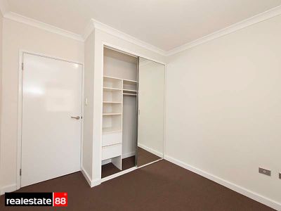 17 / 110 Mounts Bay Road, Perth
