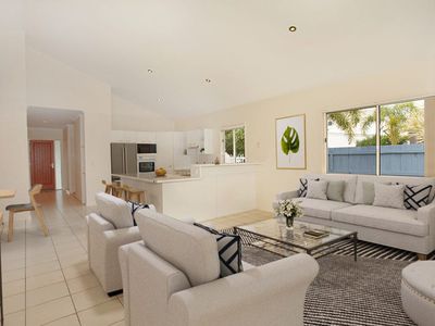 2 Lanai Close, Parrearra