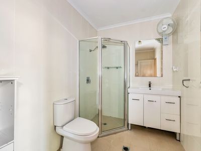 82 James Circuit, Woodroffe