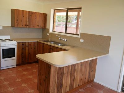 16 Buckingham Street, Kingaroy