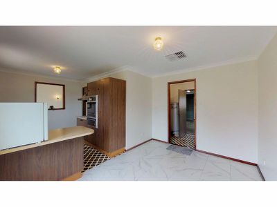 4 Parkland Place, Dubbo