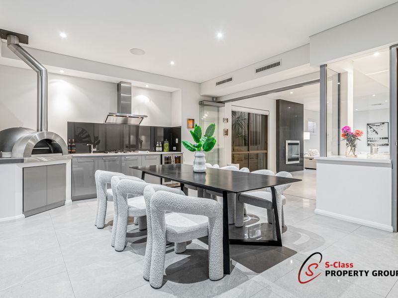 77 Hope Avenue, Salter Point